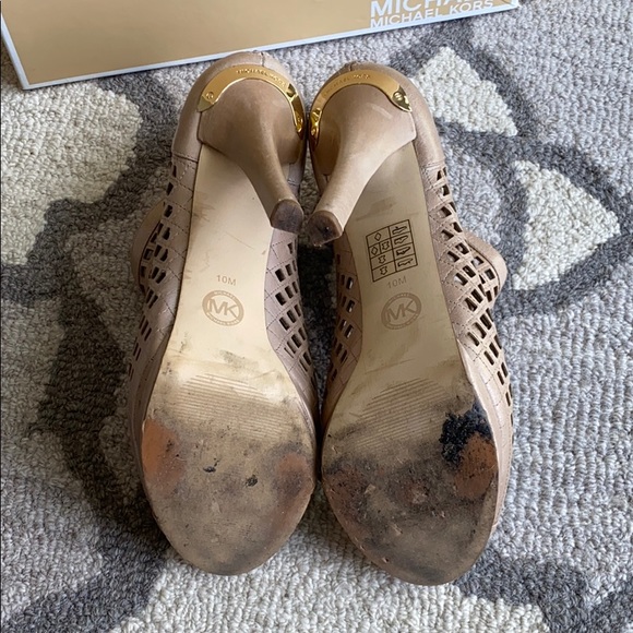 MICHAEL Michael Kors Graham Caged Heeled Bootie - Picture 5 of 8